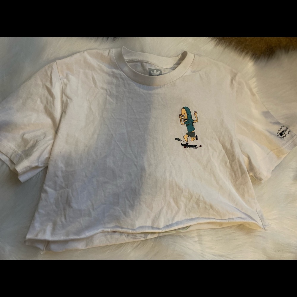 A beavis & butthead men’s tshirt